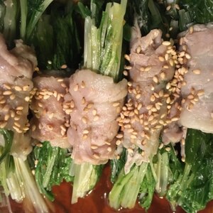 簡単ヘルシー♪水菜のレンチン肉巻き